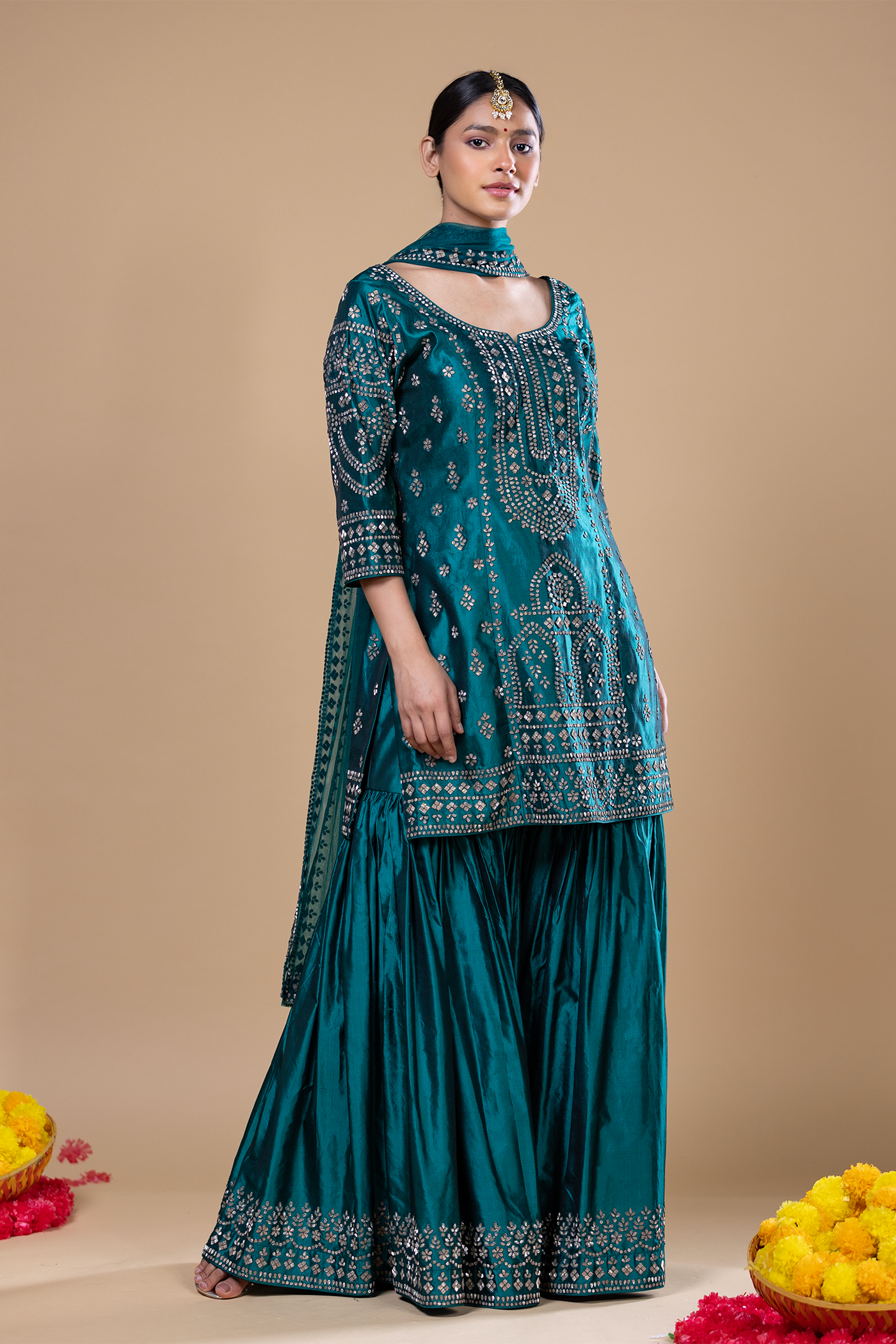 Amina Gharara Set