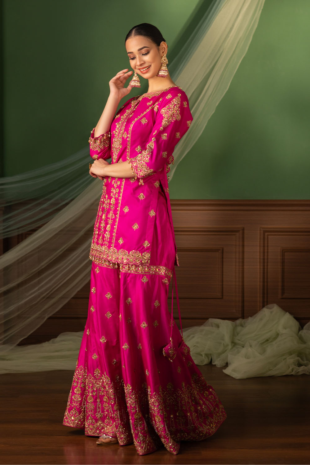 Gulnaar Zardosi Ensemble