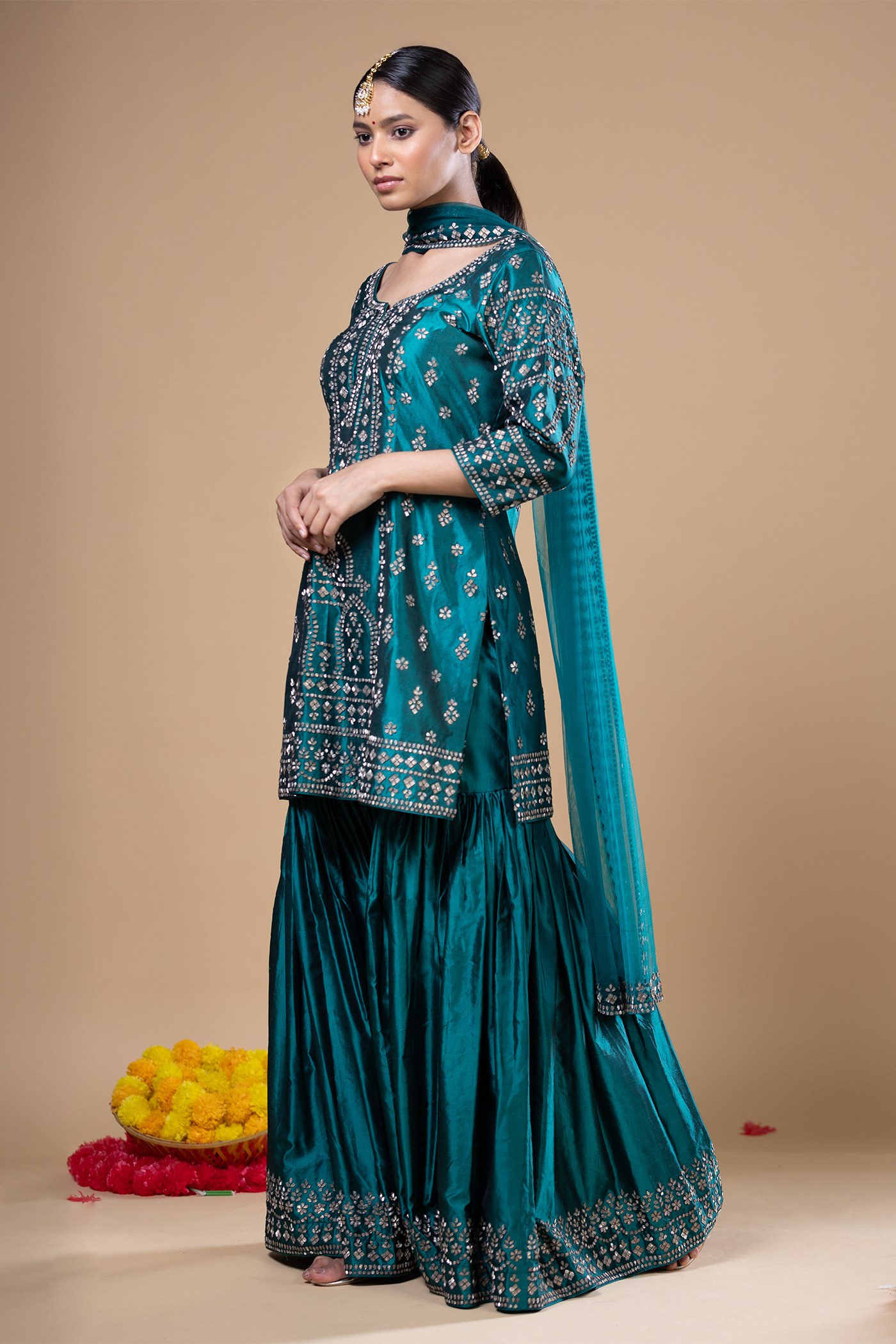 Amina Gharara Set