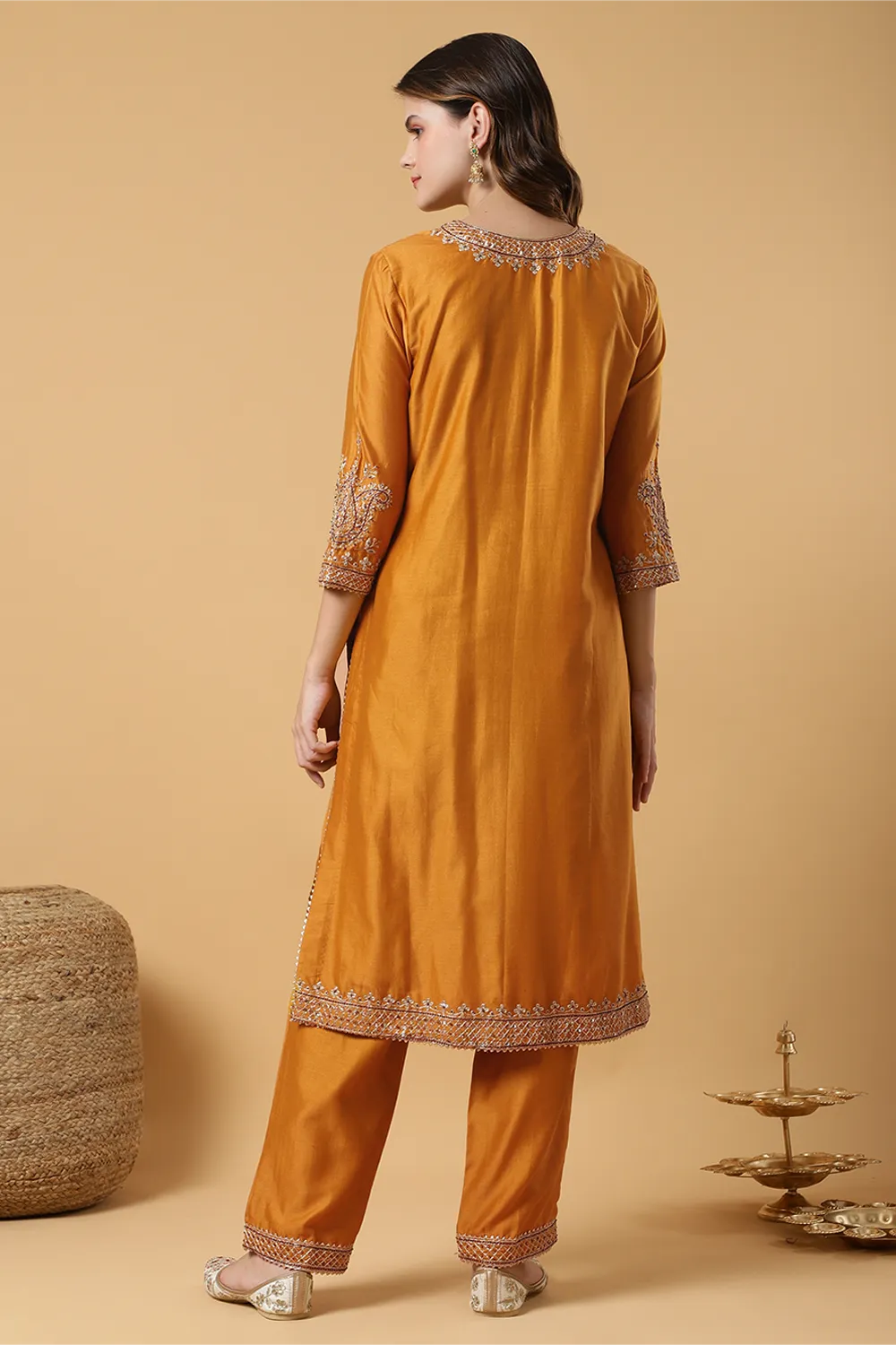 Surmayi Saaj kurta & pant set