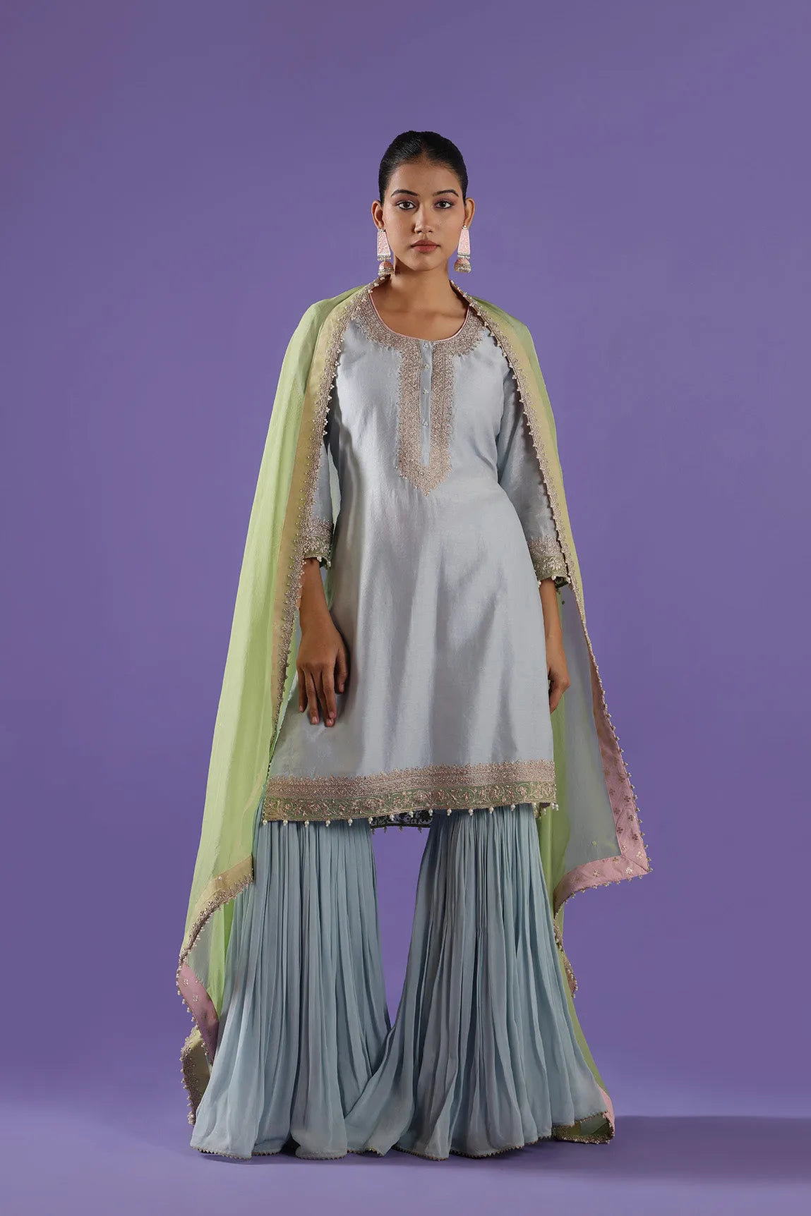 Neelam Tara Garara set