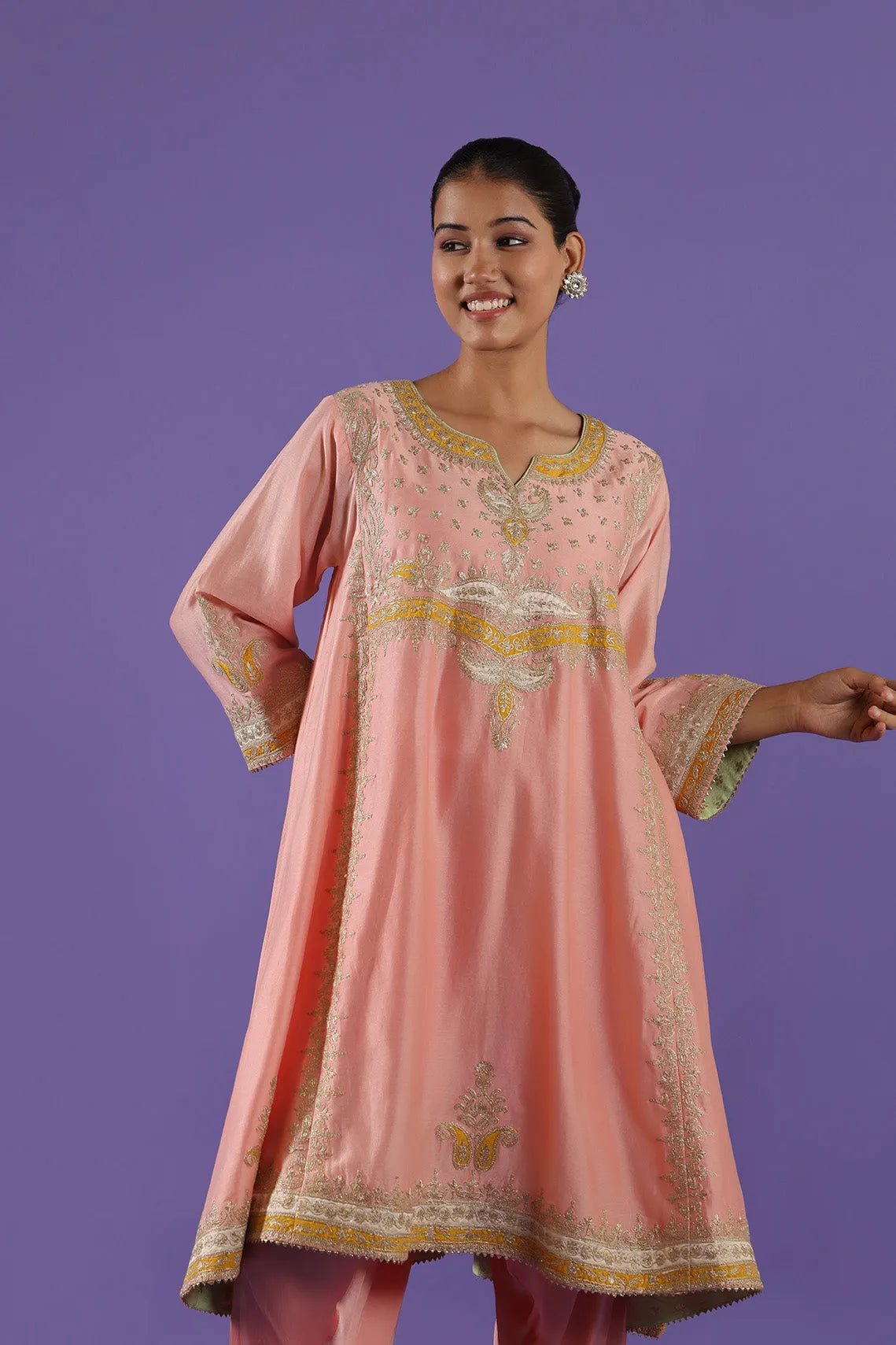 Saanvika Choga Salwar set