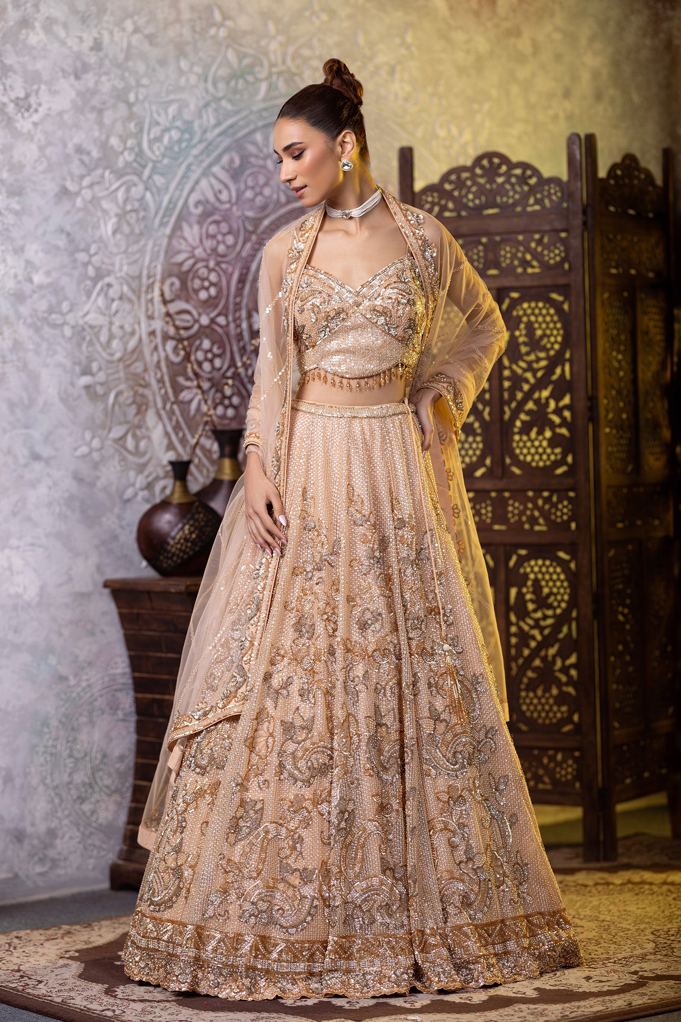 Peach net lehegna with sequins