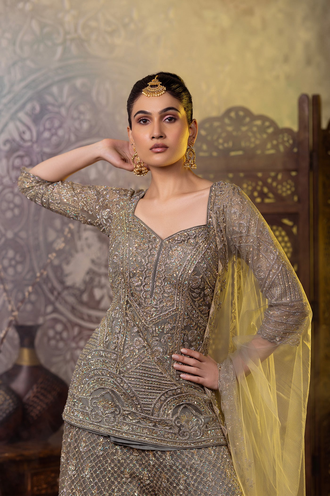 Net short shirt with sharara