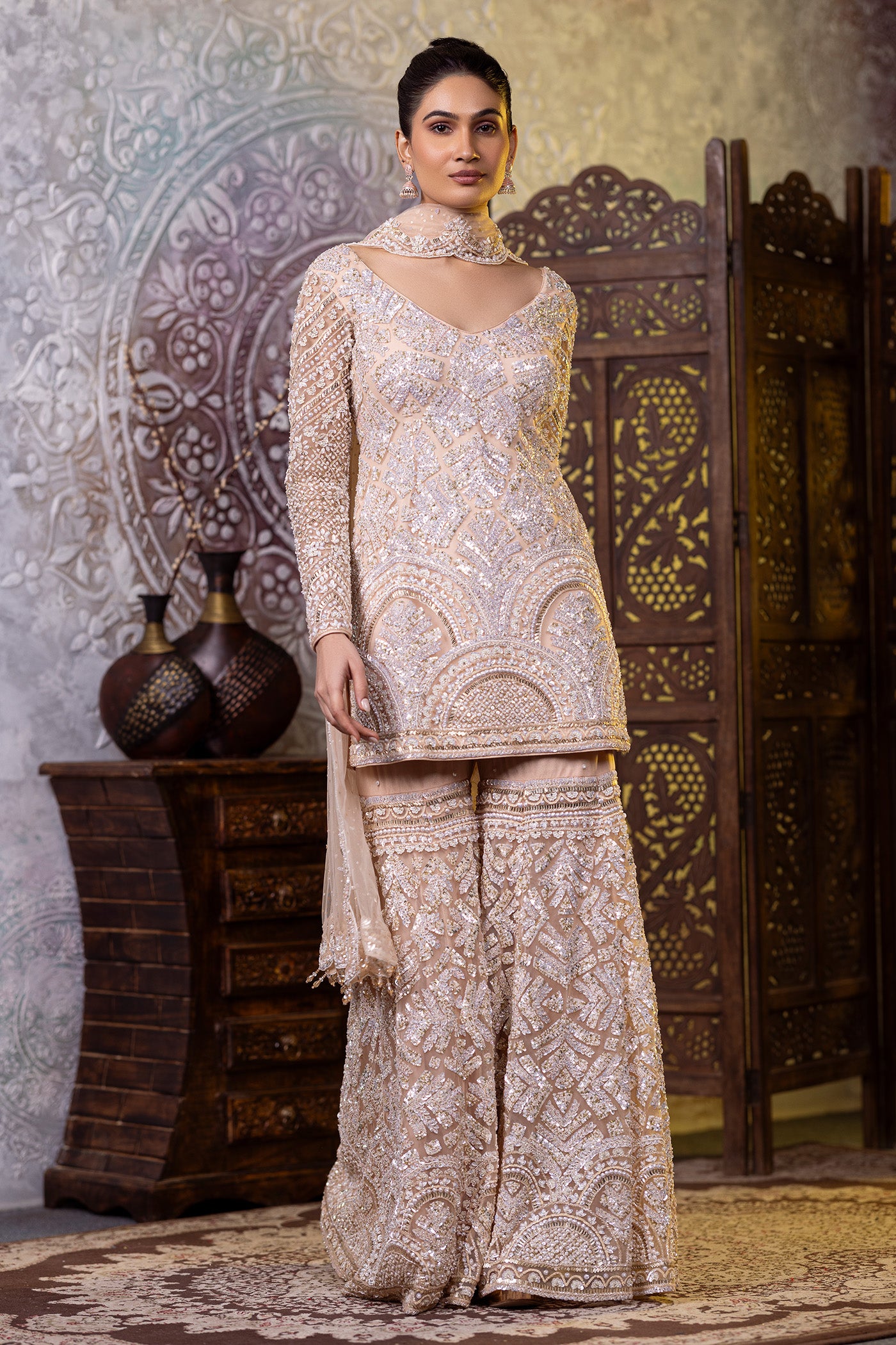 Cream net work short shirt