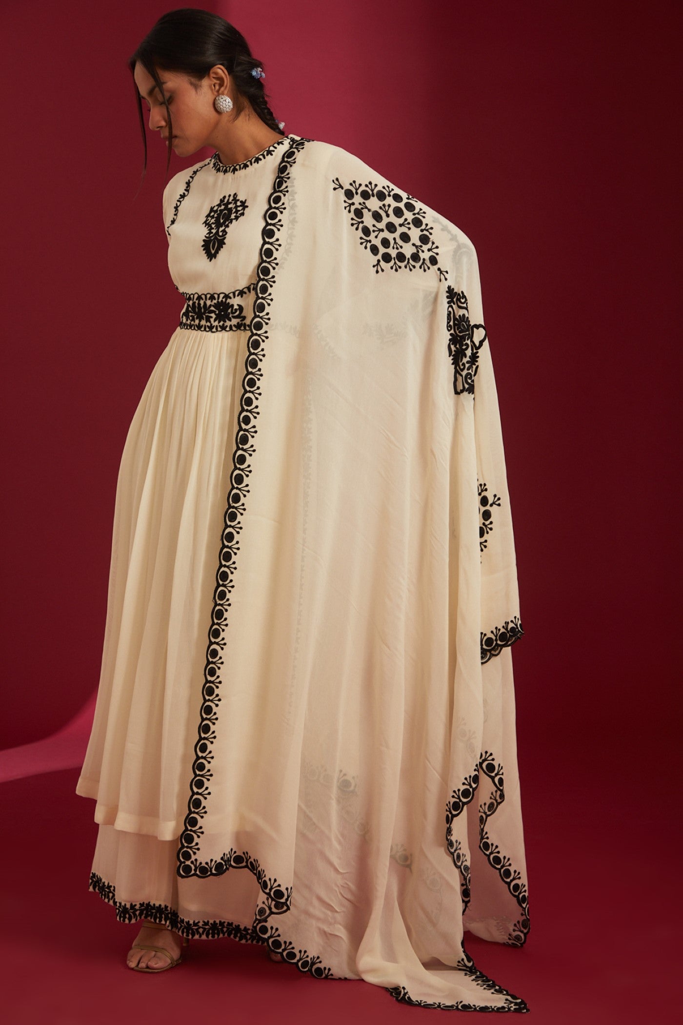 Ivory with Black aari Embroidered Georgette Co-Ord Set