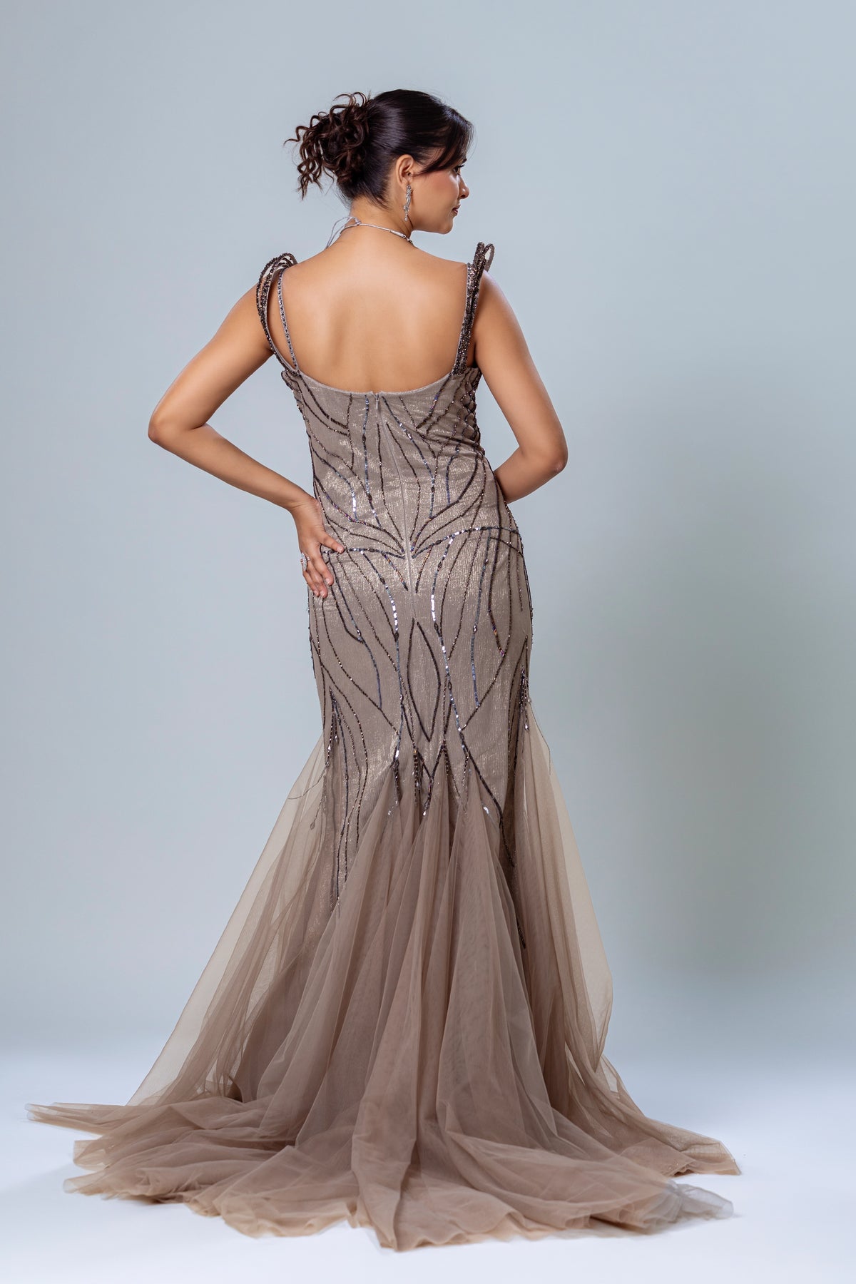Fishcut tulle gown- Roop Vatika Official