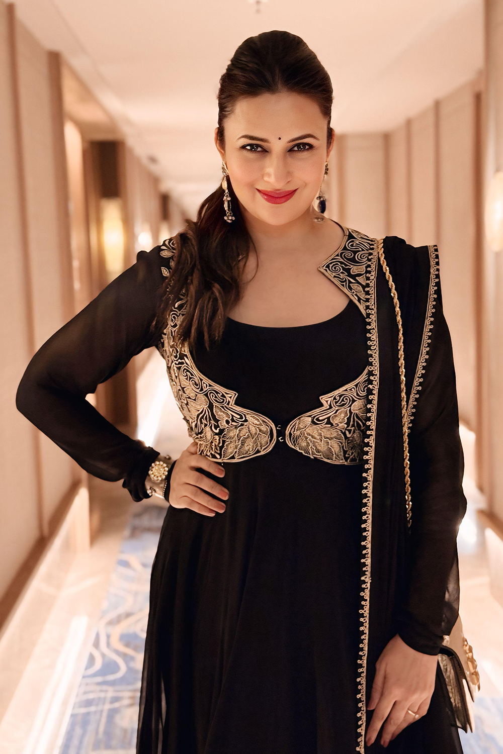 Divyanka Tripathi in Riwaayat