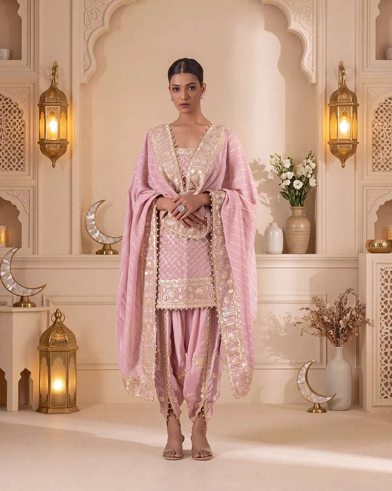 From Suhoor to Eid: Elegant Ensembles for Ramadan by Roopvatika
