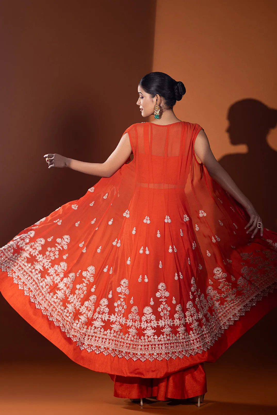 Surkh Afsanah Sharara Set