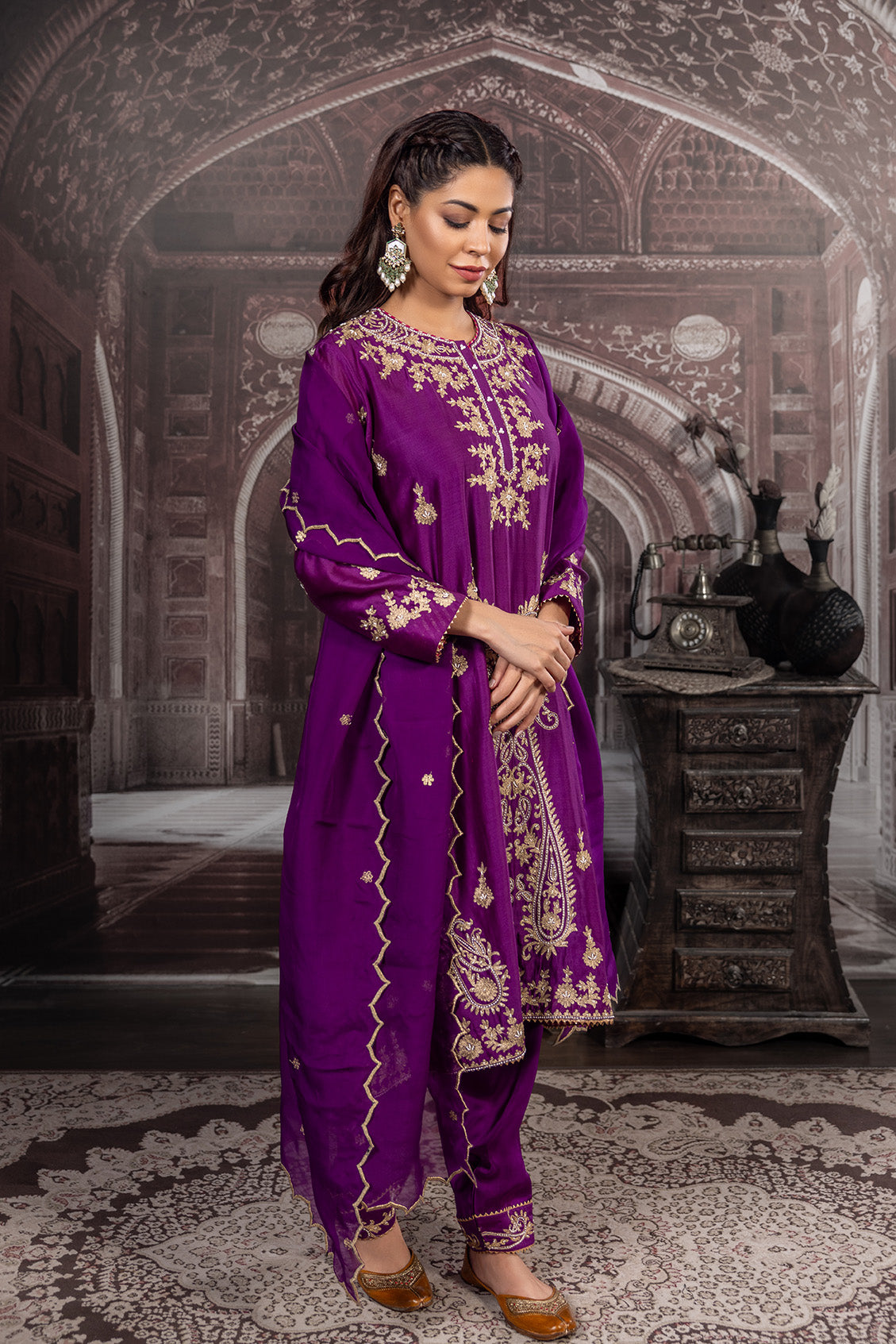 Nayab Purple Aari Set