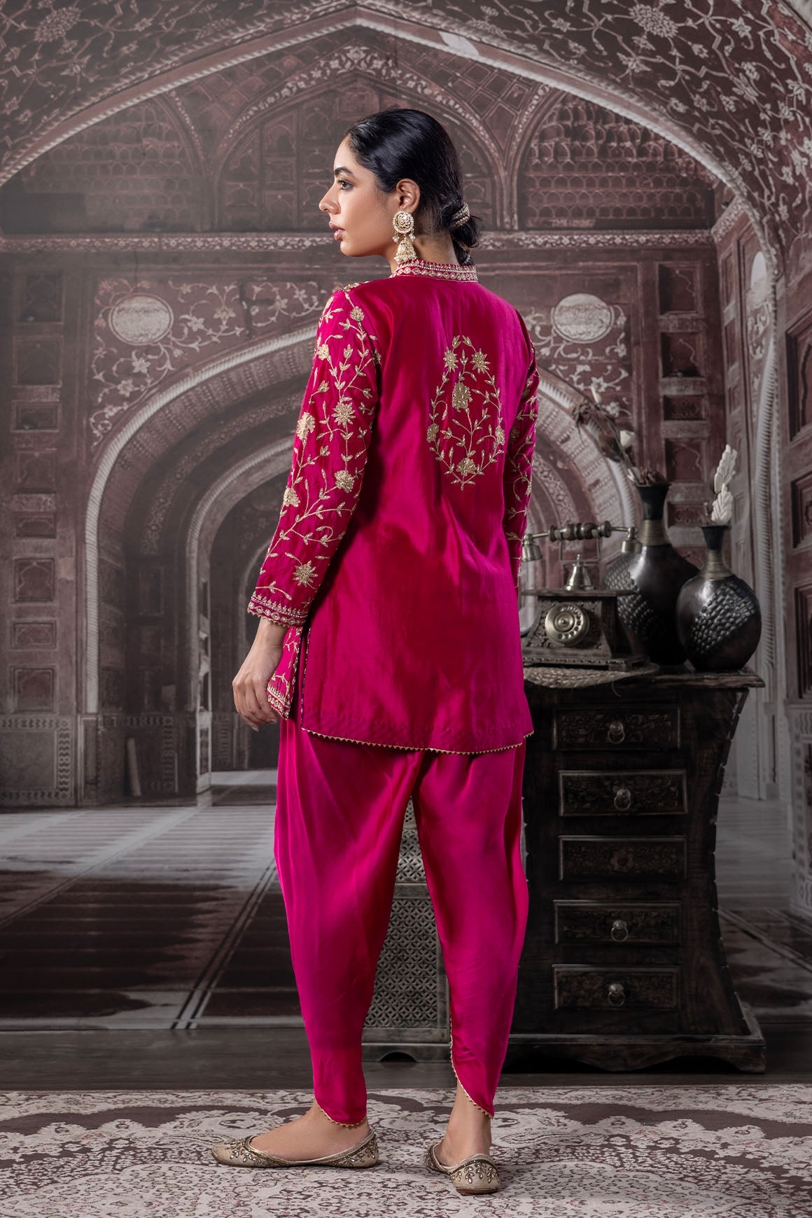 Zarqash Pink Ensemble