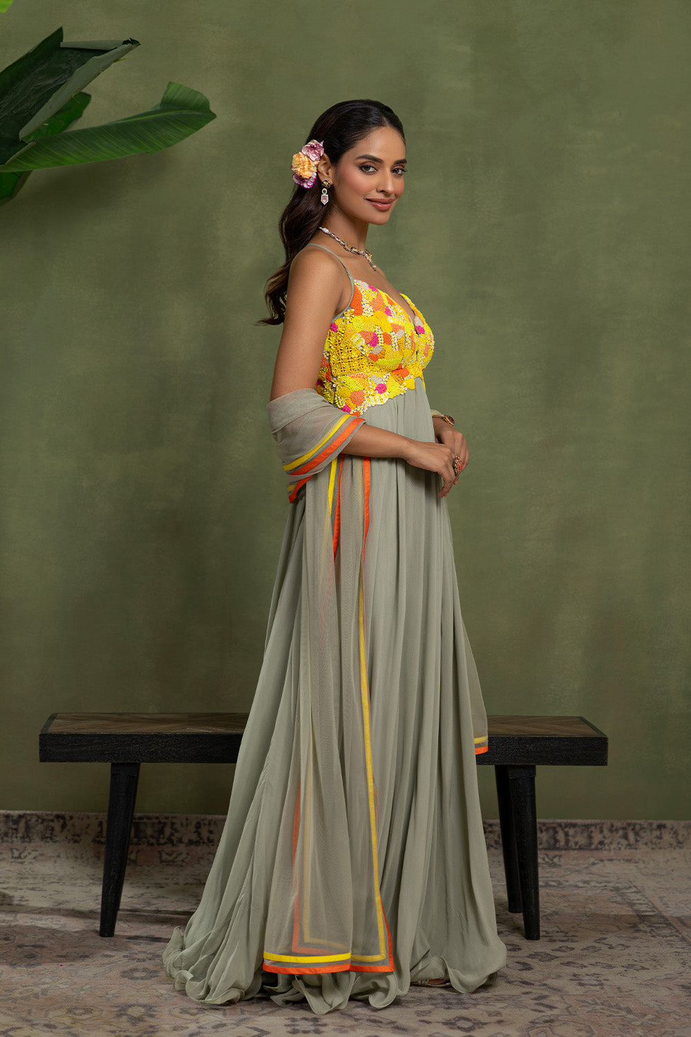 Rajswarna Anarkali set