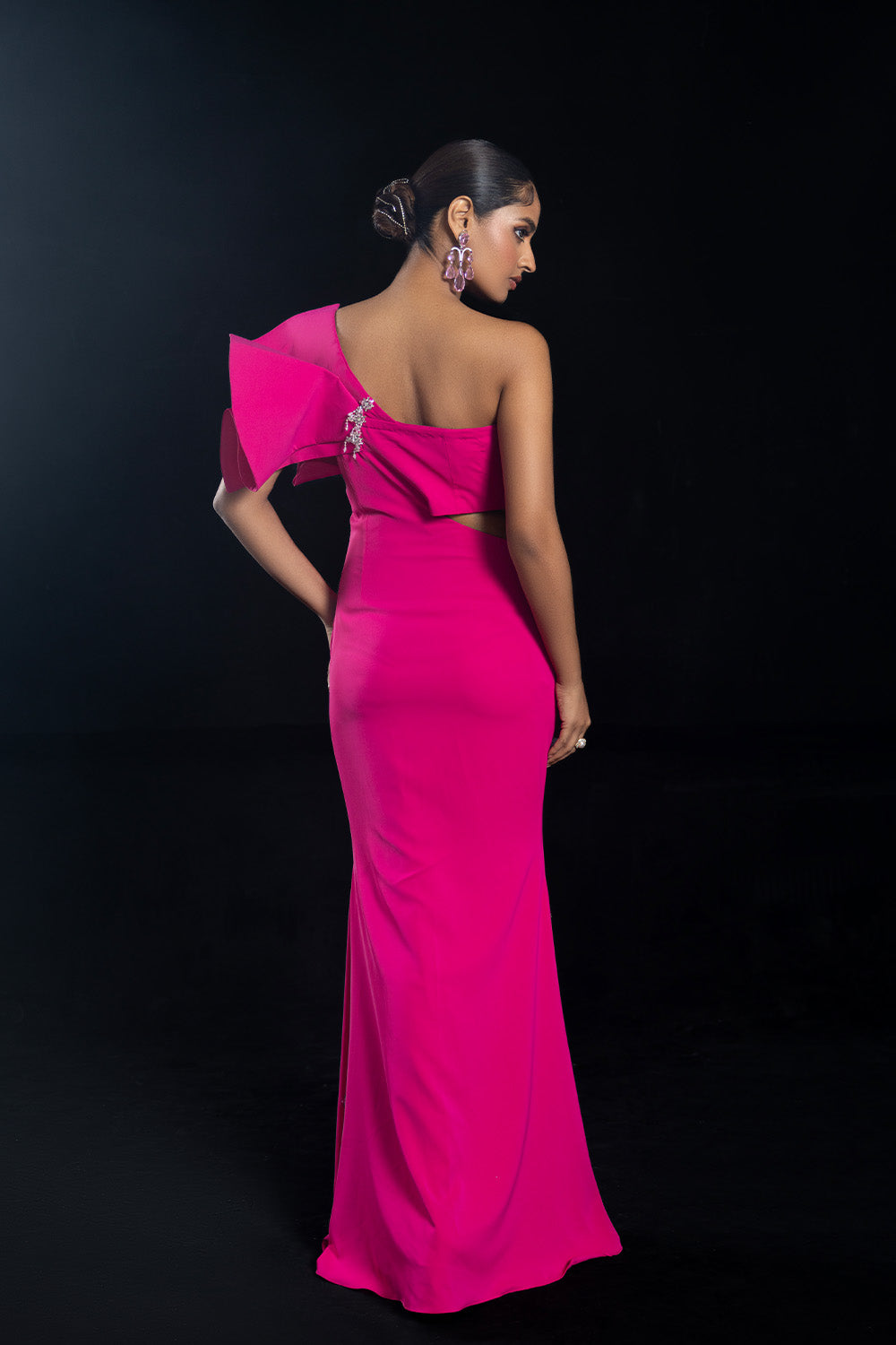 GLAM WAVE GOWN - Roop Vatika Official