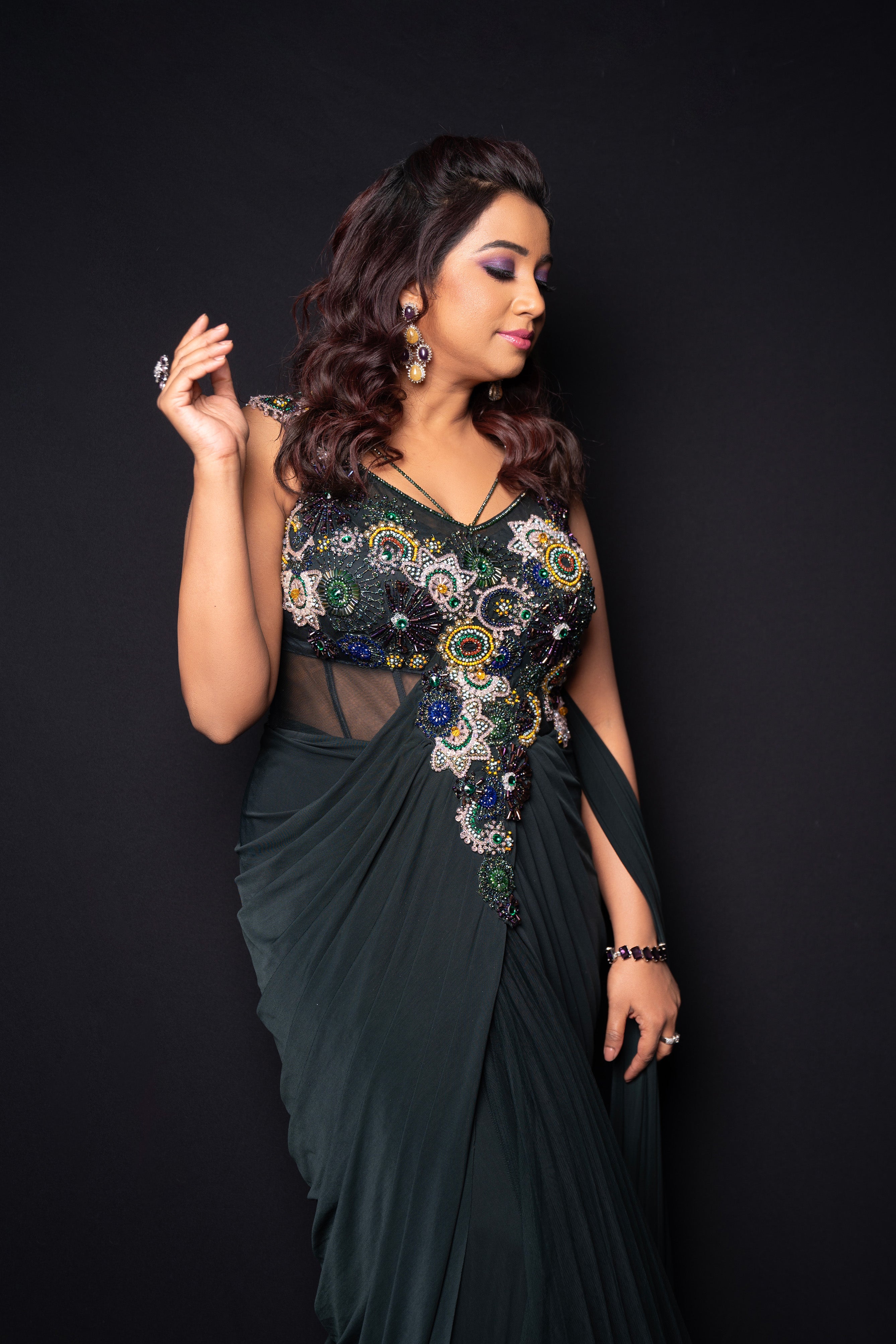 Shreya Ghoshal in ariannna drape saree