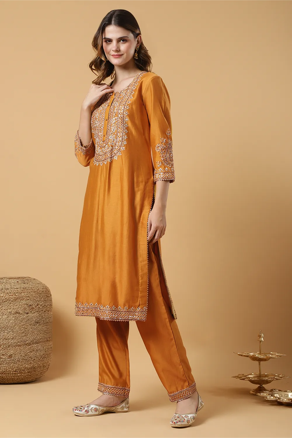 Surmayi Saaj kurta & pant set