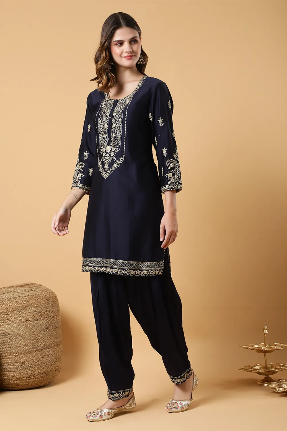 Meherbano short kurta & salwar set
