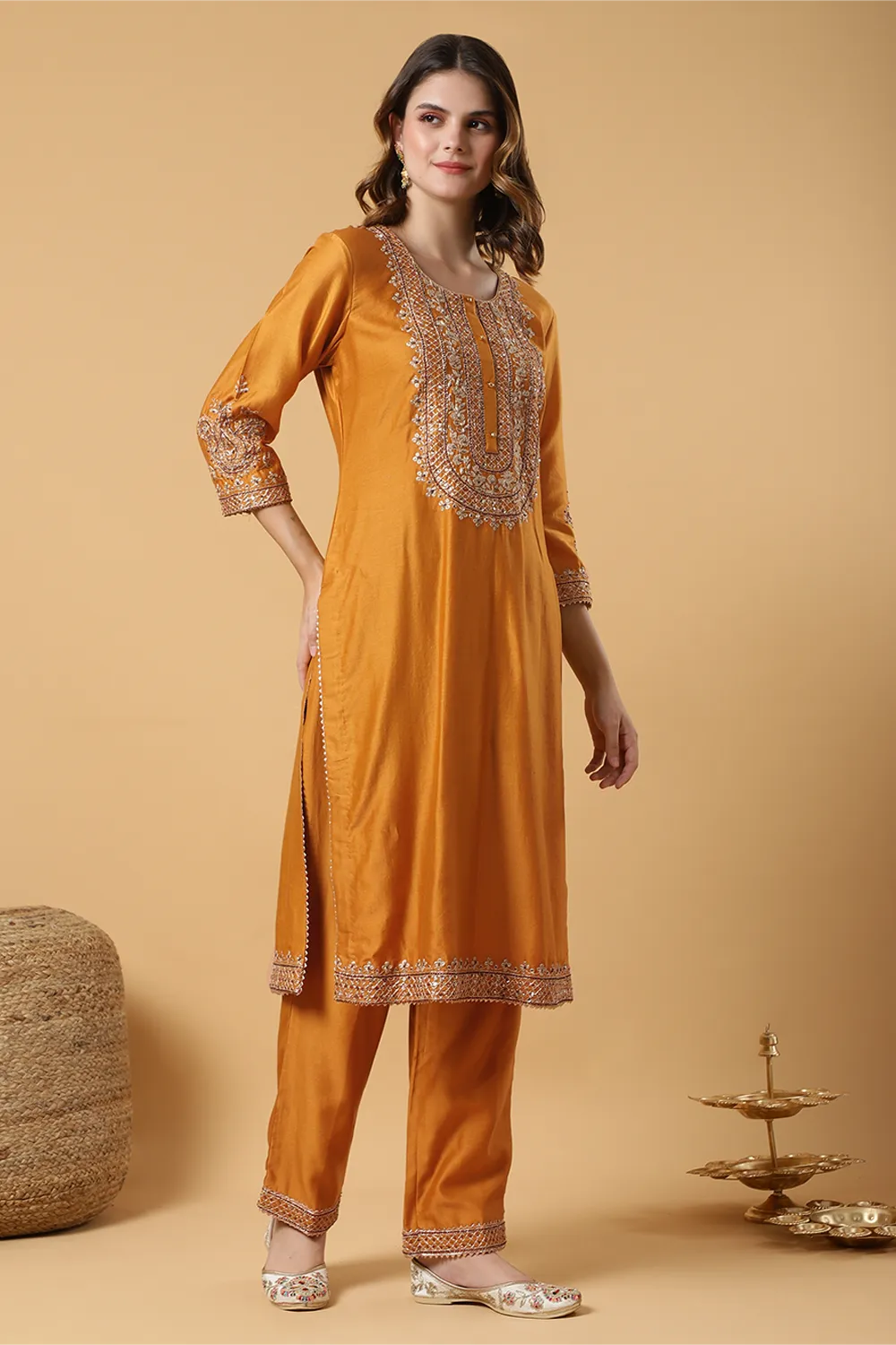 Surmayi Saaj kurta & pant set