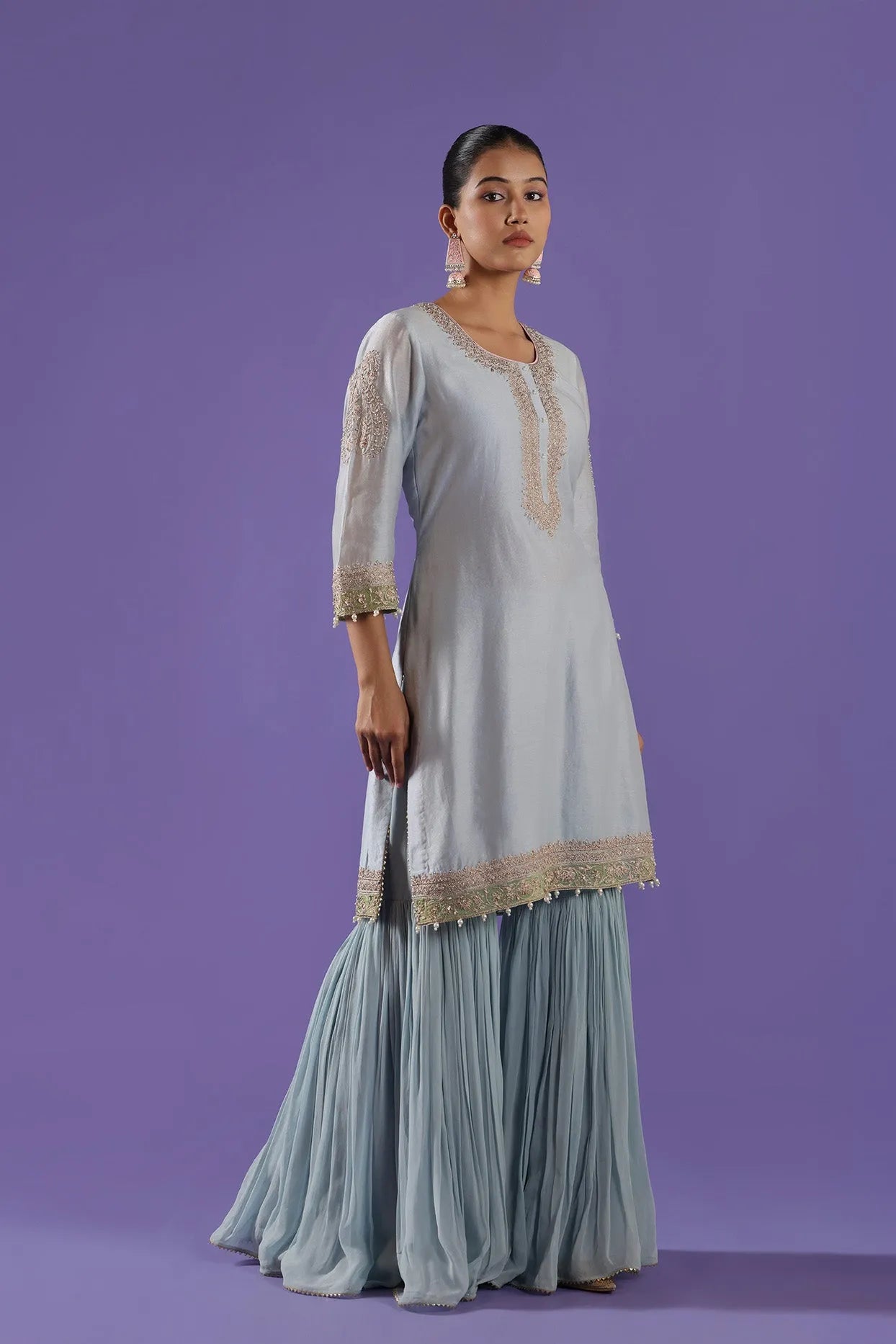 Neelam Tara Garara set